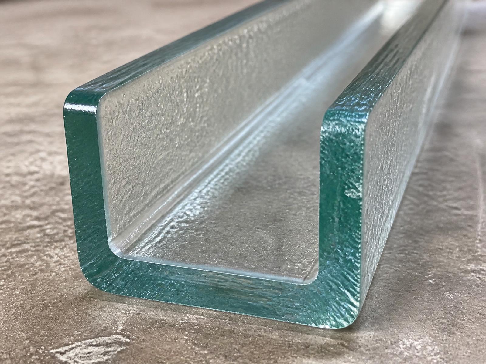 Profilit Staklo — detalj 2